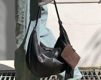 Handgefertigte Schwarze Leder Hobo Bag | Crescent Schultertasche