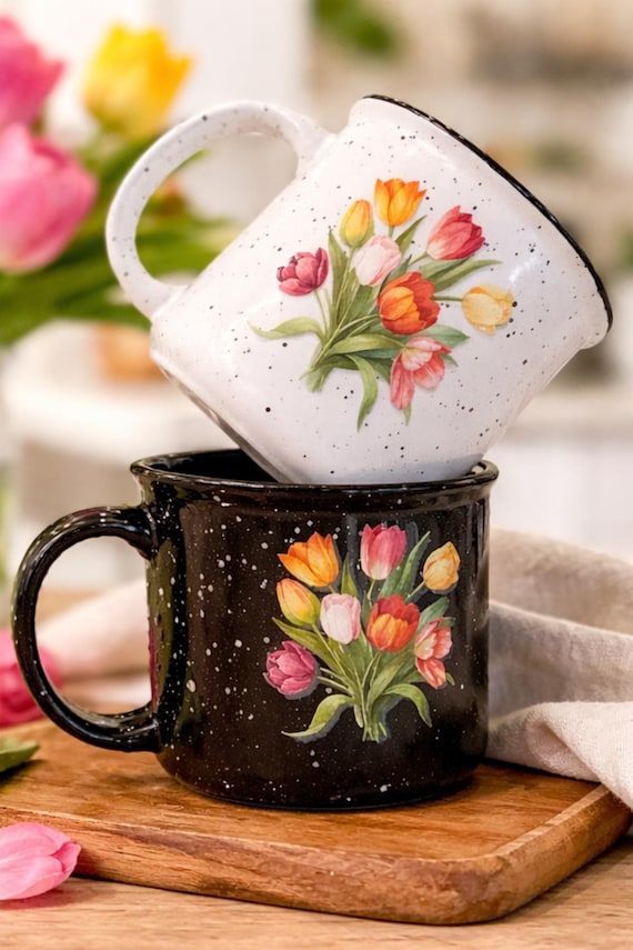 Floral Campfire Mug 16 oz – Vintage Tulip Coffee Mug – Speckled Enamel Style – Black or White – Spring Gift for Her – Cottagecore Kitchen