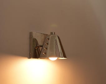 Hanmade Brass Wall Sconce, Vintage Inspired Polished Chrome Lamp with Bold cone Rivets