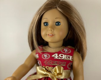Vestido de muñeca con brillo de 18 pulgadas para los San Francisco 49ers hecho para adaptarse a muñecas de 18 pulgadas como la American Girl Doll y muñecas de tamaño similar.