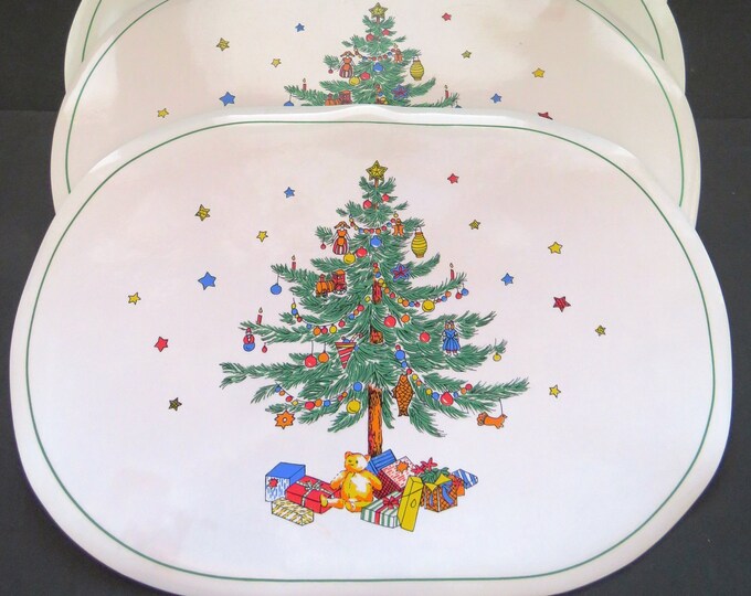 Vinyl Christmas Placemats Set of 4 Nikko Christmas Tree Presents