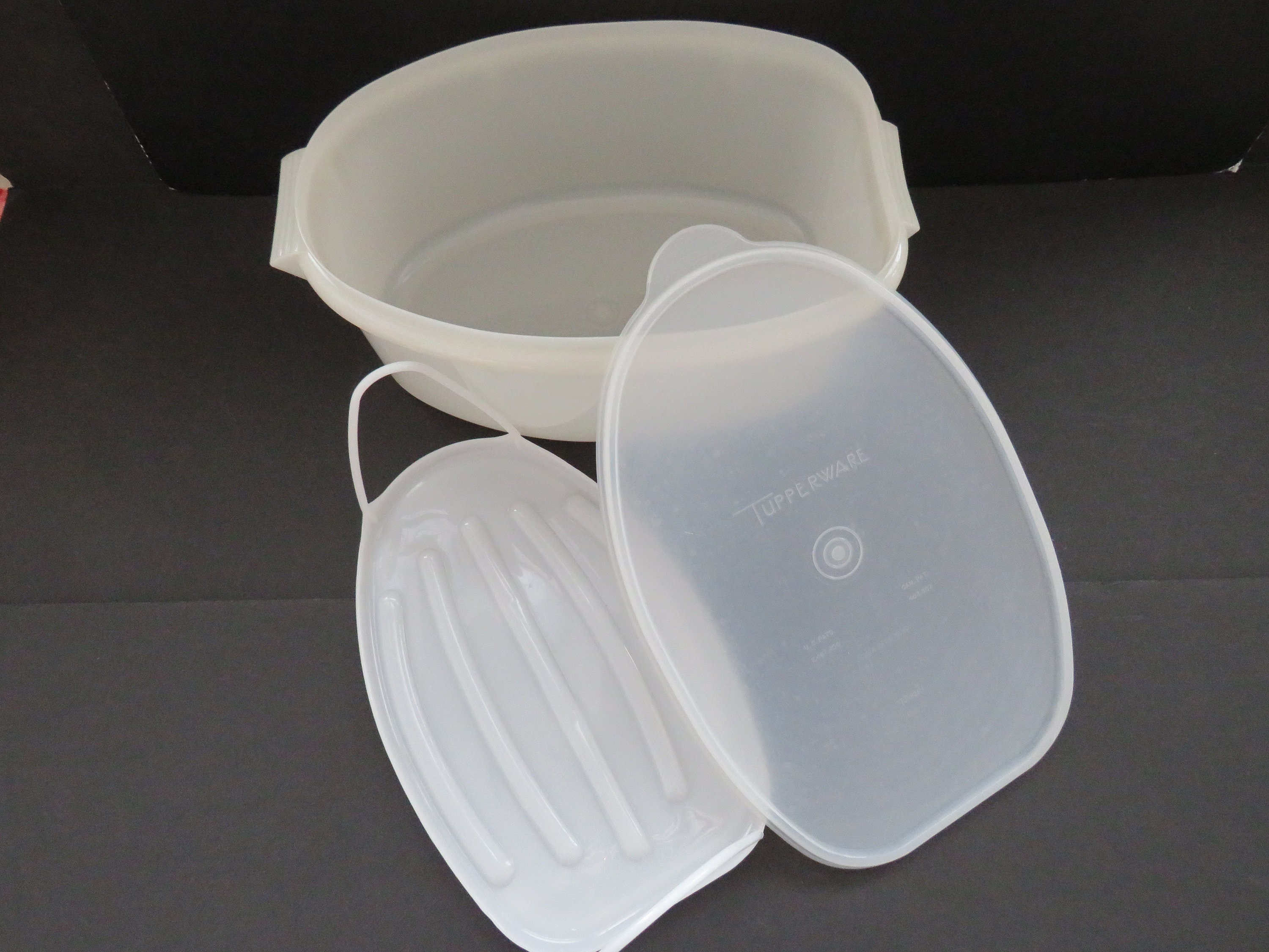 1970s Tupperware Chicken Poultry Keeper - 3 Piece Clear White