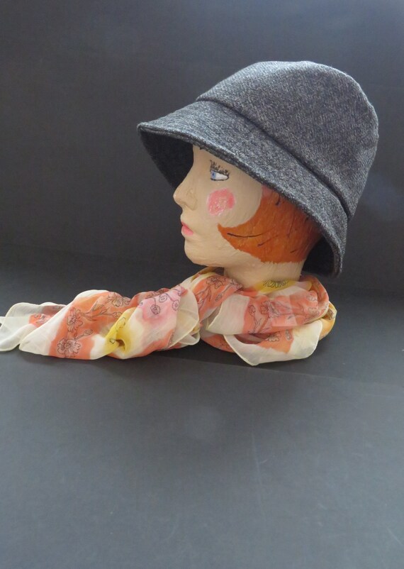 1980s Womens CLOCHE Hat by Betmar - Soft Foldable… - image 6