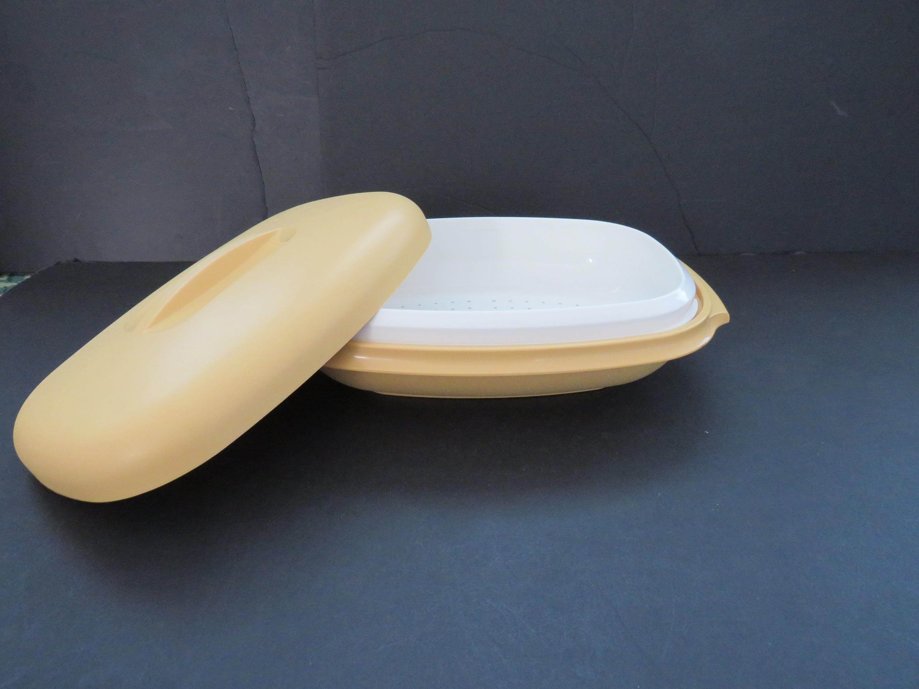 Tupperware Assiette Compartiment Avec Cloche, Occasion état Correct