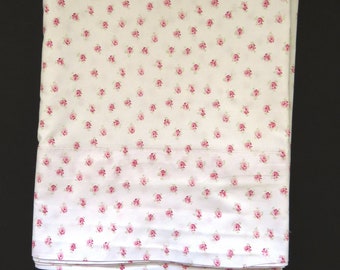 Rachel Ashwell Twin Flat Sheet by Simply Shabby Chic - Pink Roses on Blush Pink Background Vintage Bedding Linens - AS IS CONDITION Fabric