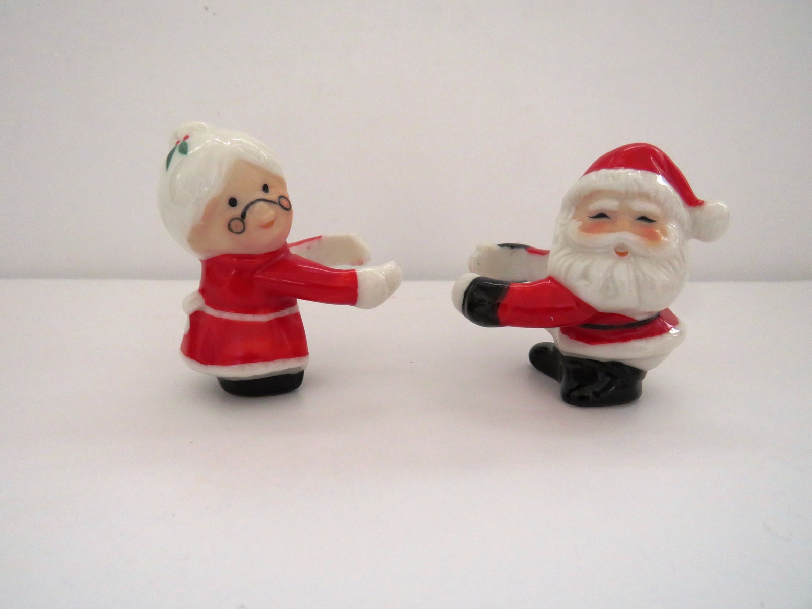 Santa Claus Mrs Claus Candle Huggers Ceramic Christmas Taper Etsy