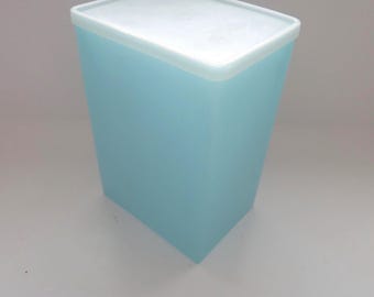 Mar08ge Tupperware Big Freeze Ice Cream Keeper With Lid