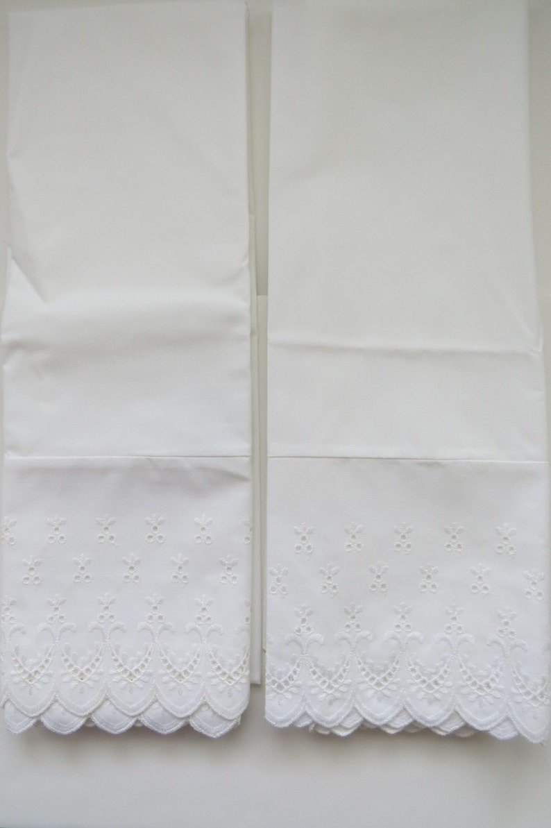 Vintage White Eyelet Pillowcases by Wamsutta Set of 2 Etsy