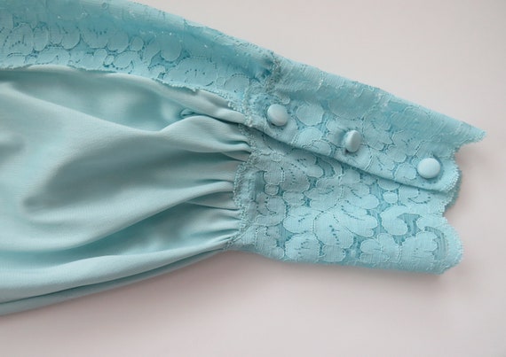 1960s Light Blue Peignoir Set by Trillium - Size … - image 9