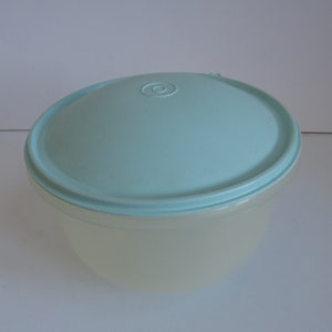 Vintage Tupperware Lettuce Crisper plastic Tupper Ware Lettuce Bowl Jadeite  Green Bowl Pick 1 Batter Bowl Baking Kitchen Wedding Gift 