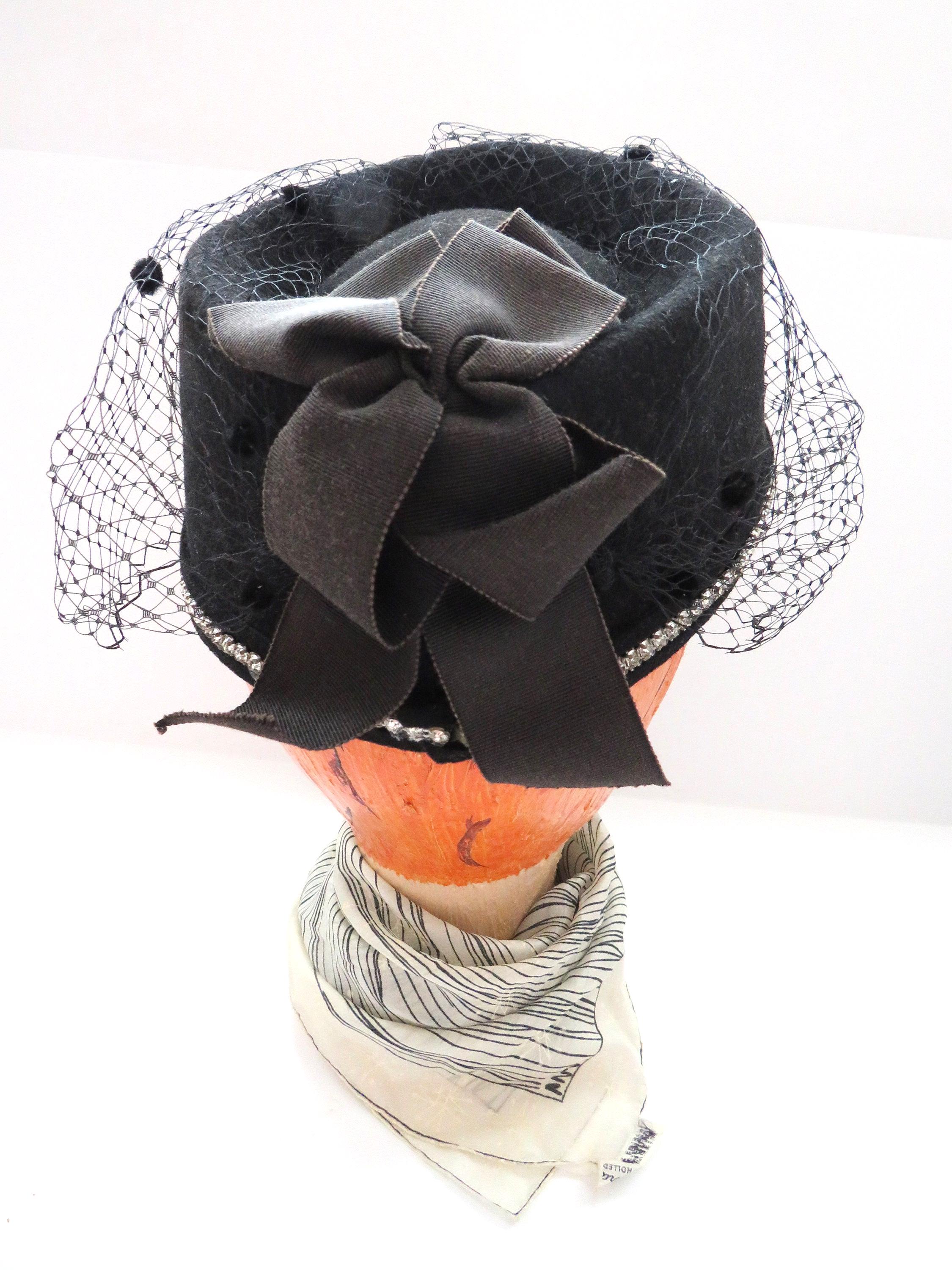 1970s Black Womens Pillbox Hat by Geo W Bollman  display picture 1