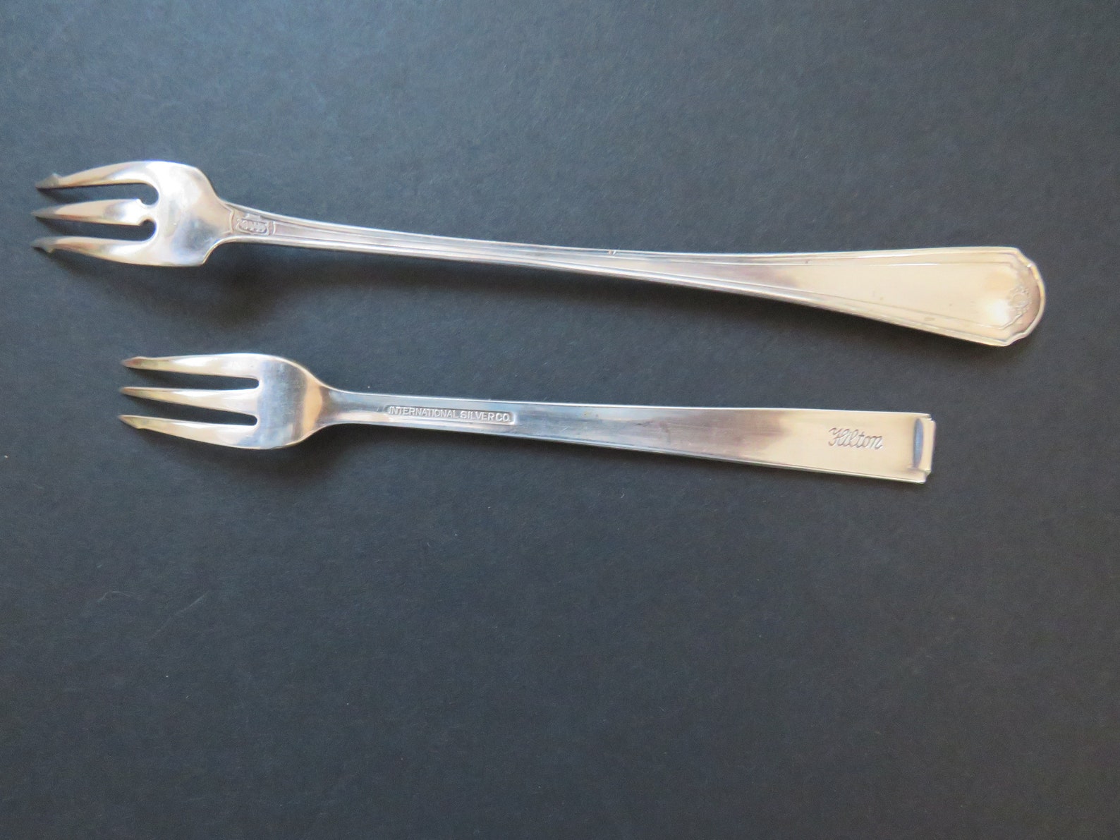 SIX Vintage Cocktail Forks Seafood Appetizer Pickle Forks Etsy