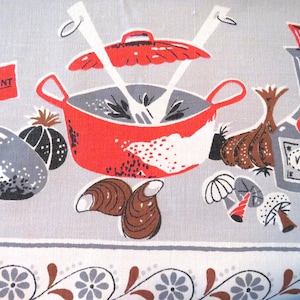 1950s Cooking Dinner Novelty Tablecloth - Pots Vegetables Chicken Chefs Kitchen - Vintage Conversation MCM Table Linens - Farmhouse Decor