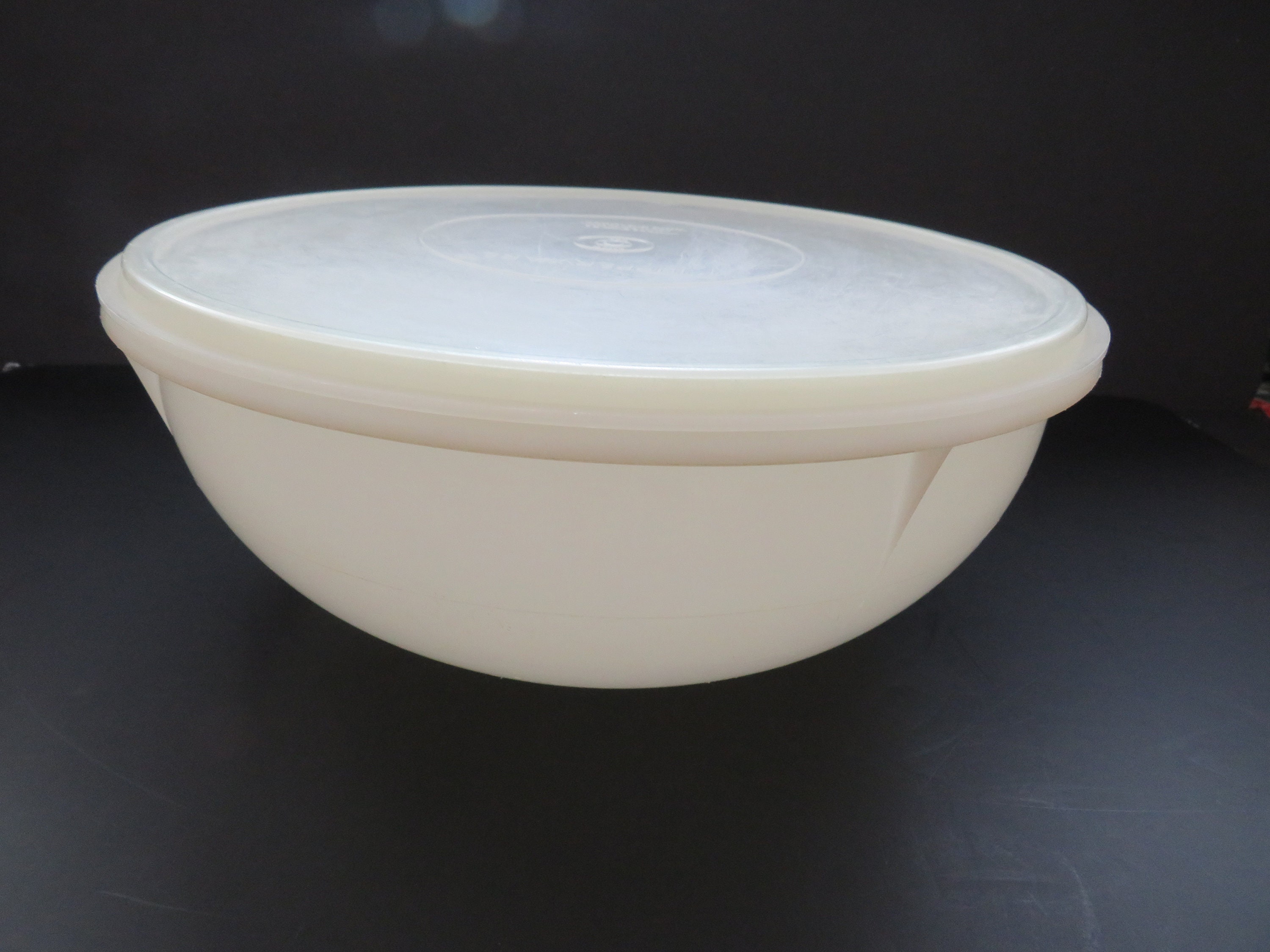 1970s Large TUPPERWARE Fix N Mix Mixing Bowl Large Clear 26 Cup