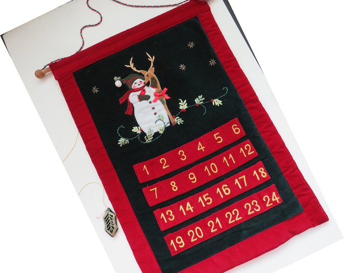 Hanging Fabric Advent Calendar Appliqued Embroidered Snowman Reindeer Hanging Fabric Advent Calendar Appliqued Embroidered Snowman Reindeer