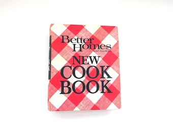 1970s Better Homes and Gardens New Cookbook - 5 Ring Hardcover Red White Check - Meal Planning Recipes Entertaining - Collectible - AS IS