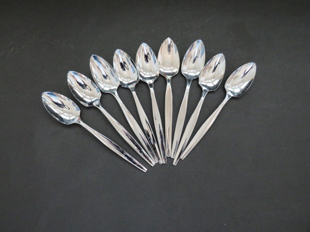 Vintage Grapefruit Spoons Set of 9 Serrated Stainless Etsy