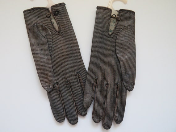 Vintage Roger Fare Fashion Gloves - Black Nude St… - image 2