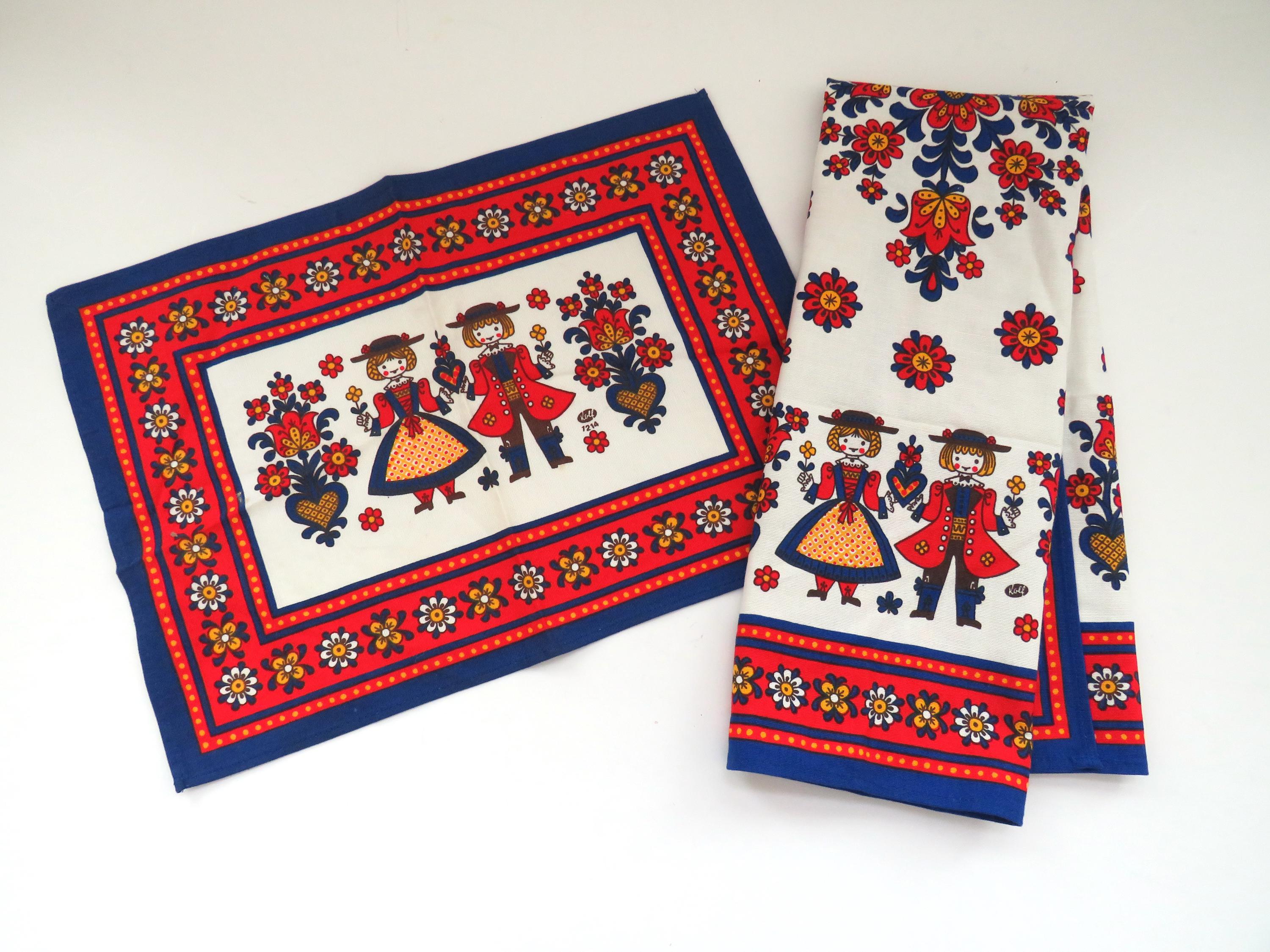 1970s Pennsylvania Dutch Tea Towel Hand Towel Set - Amish German Fabric Folk Art - Friendship Love - Red Blue Yellow Flowers Boy Girl - Gift