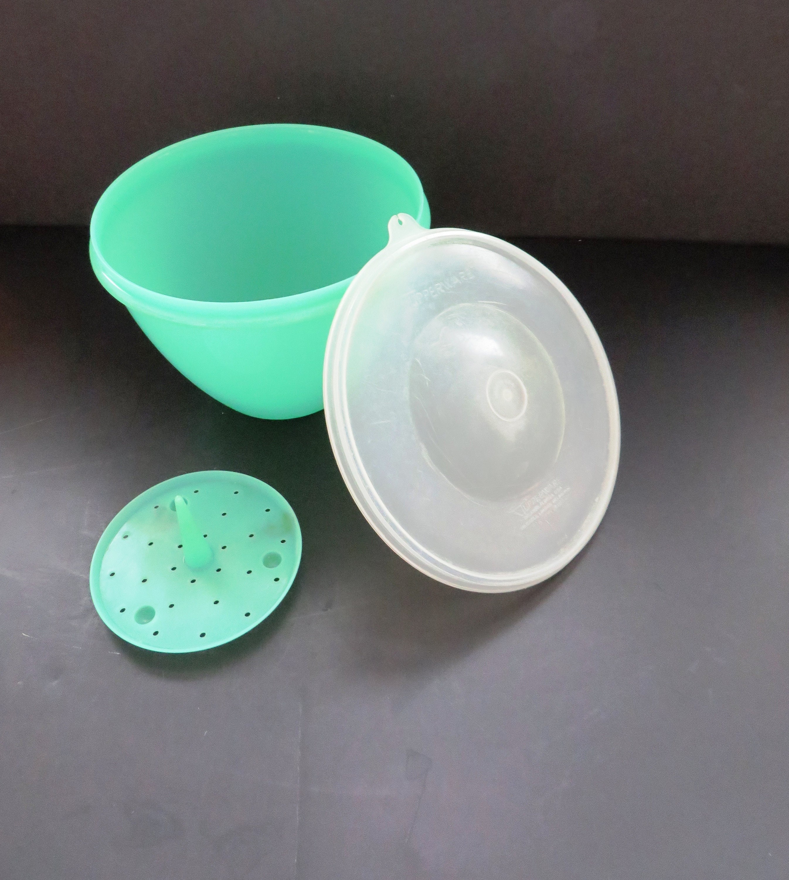 1970s Green Tupperware Lettuce Crisp it with Domed Clear Lid and Pick - 3  pc Lettuce Keeper - Vegetable Crisper Food Storage - Collectible