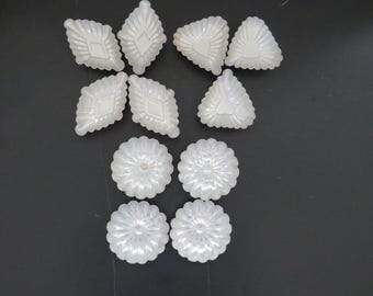 Moldes metálicos vintage para tartaletas - Juego de 11 - Moldes pequeños con forma de corazón, flor, triángulo y bordes ondulados - Bandejas para hornear de pastelería