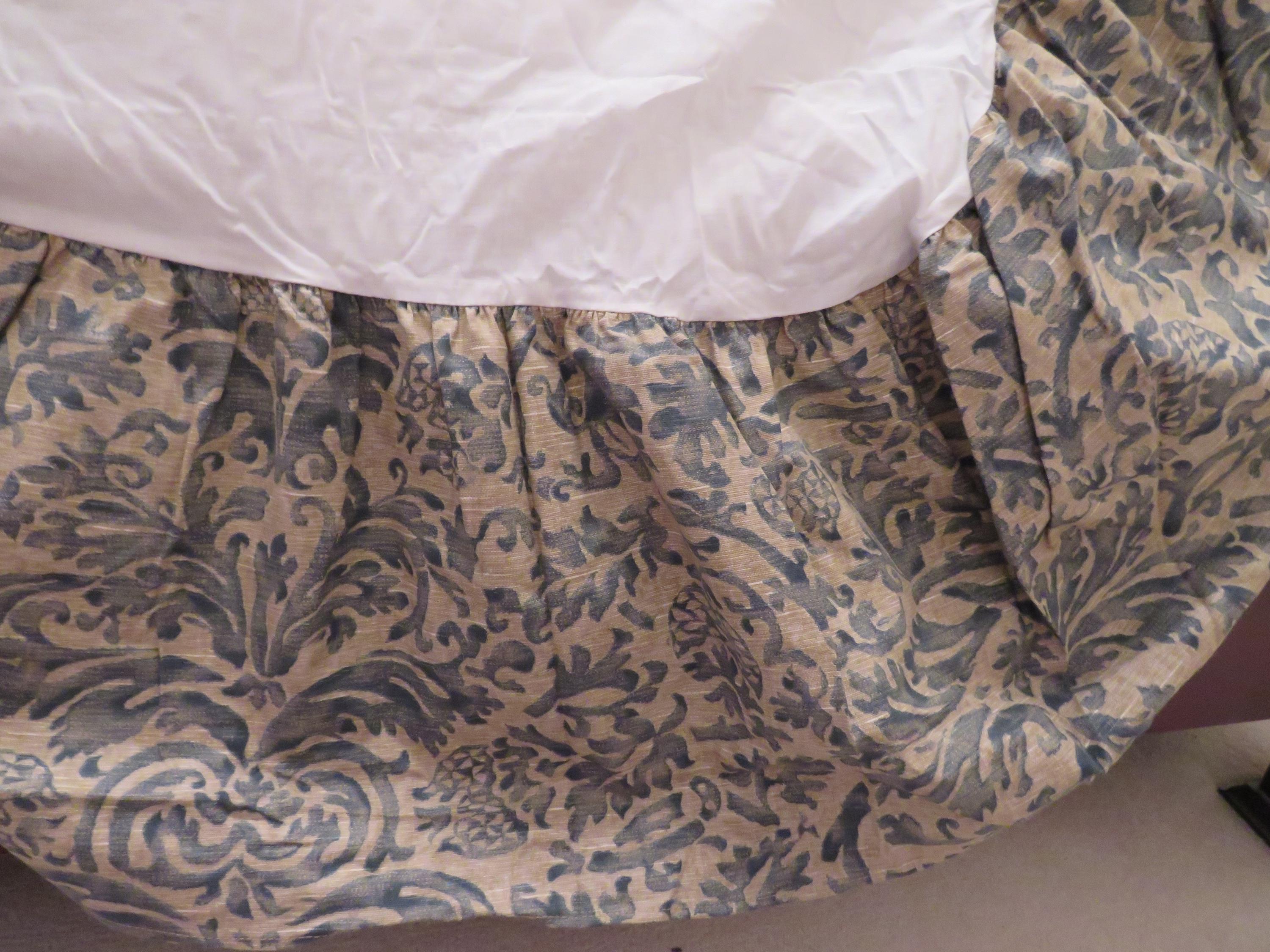 Ralph Lauren KING Dust Ruffle - Donovan Damask the Landing Bedskirt ...