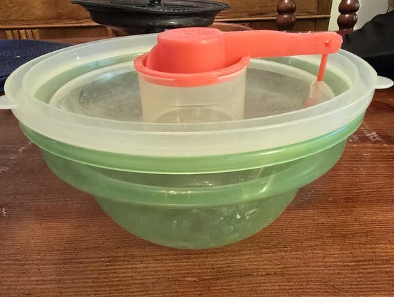 Salad Container Plastic Dressing Container Lid Green Clear 4" x 6.5" 1970s