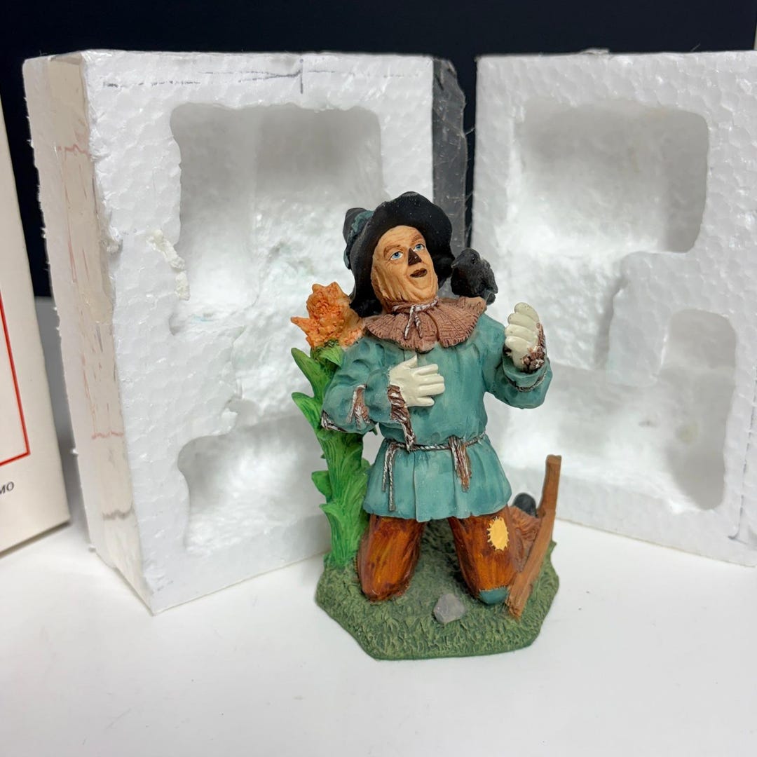Dave Grossman 1996 Wizard of Oz Scarecrow Figurine OZ-104 Withbox COA ...