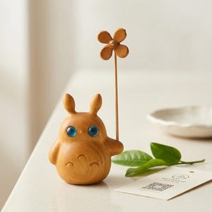 Wooden Cute Animal Desk Decor, Handmade Mini Figurine with Flower, Kawaii Home Office Decoration, Spring Gift, Birthday Gift Idea 5.0 (1)