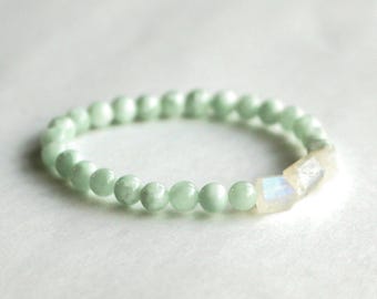 Groene maansteen armband met ruwe regenboogmaansteen | Handgemaakte elastisch sieraad met edelstenen