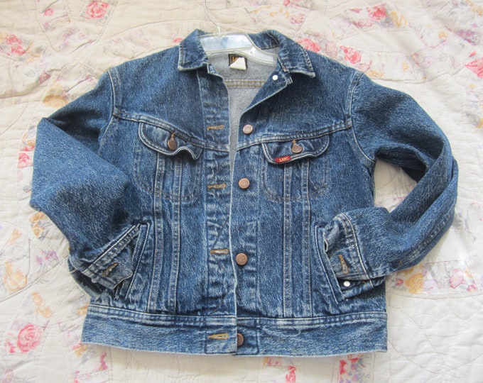 Womens sz 12 Denim Jacket Vintage Lee Jeans Classic Style Ships free
