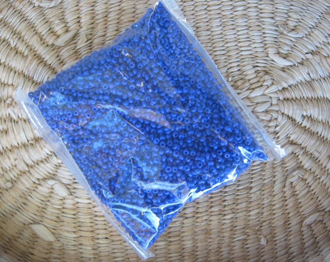 OPAQUE ROYAL BLUE seed beads size 10 Czech Loose more than a hank