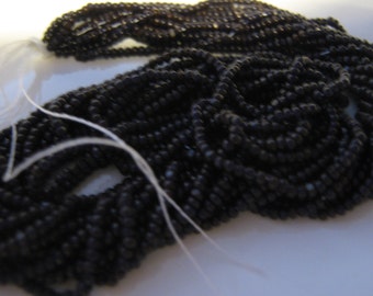 Charlotte Cut 13/0 Aubergine 6 long strand hank Czech Seed Beads Vintage