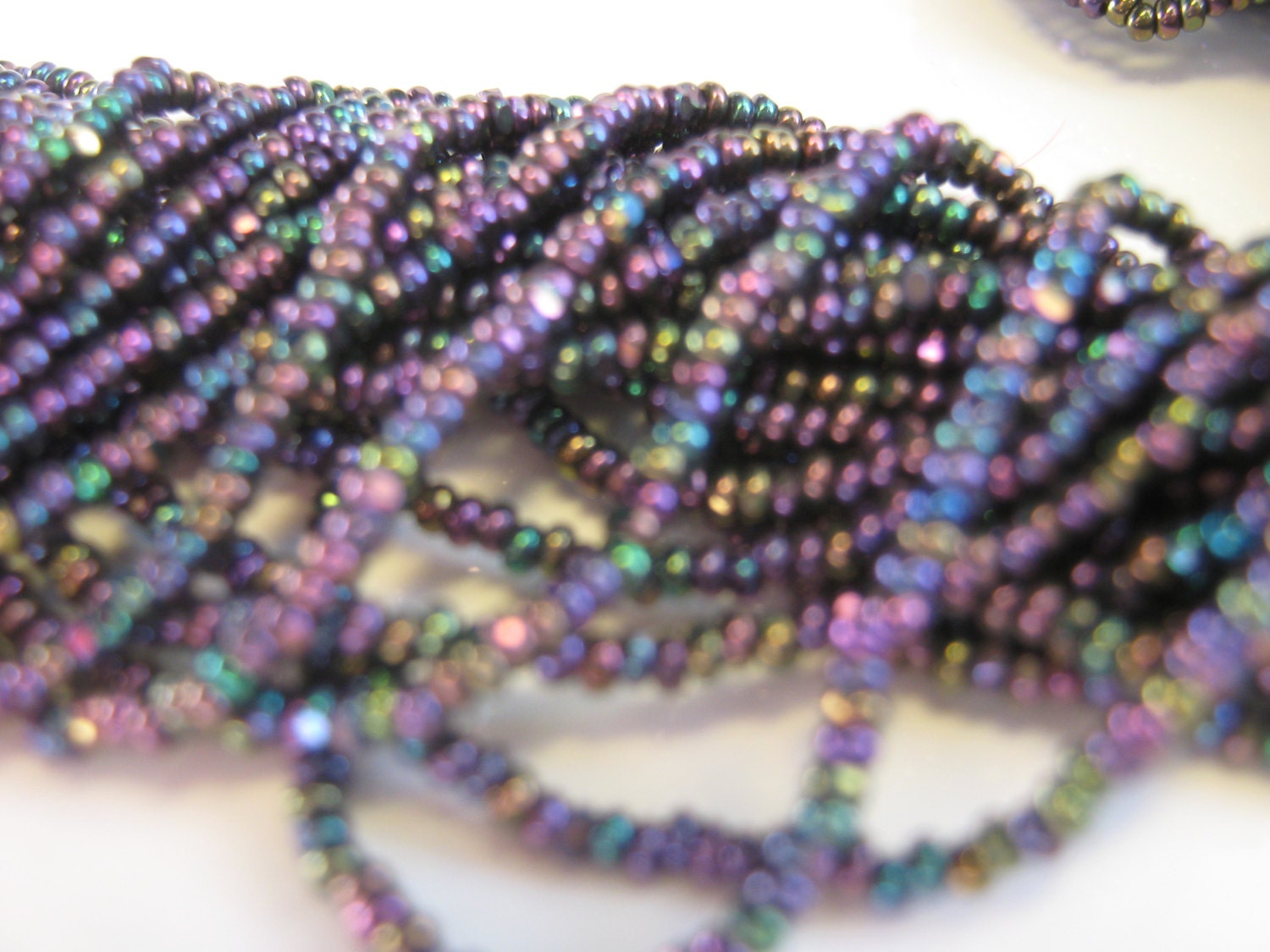 13/0 Czech Charlotte Cut Opaque Purple Iris  Glass Seed Beads full hank 