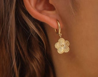 Gold clover earrings | 18K stainless steel | lucky flower pendant | elegant and water-resistant jewelry