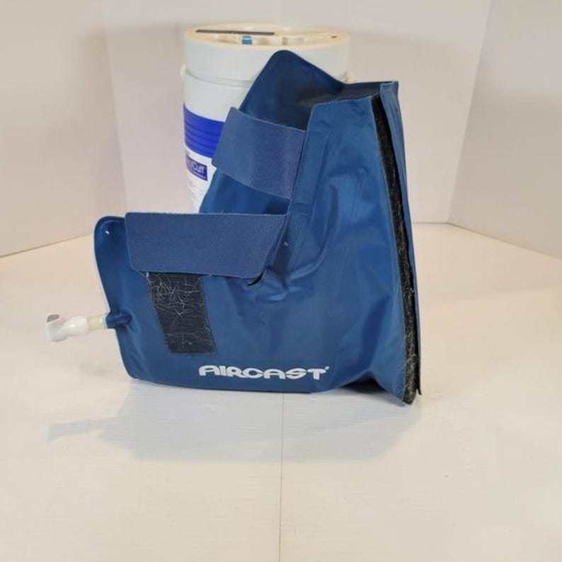 Aircast Cryo/Cuff Cold Therapy Cooler System with Ankle Cuff 2125 Gravity Fed Co image 10
