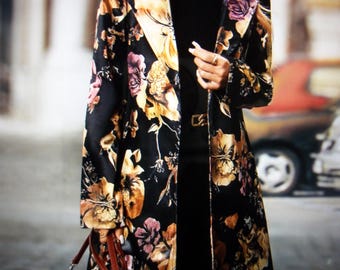 Blazer largo de un solo botón con estampado floral