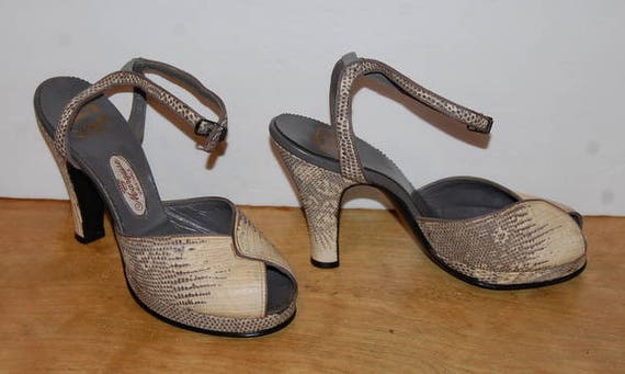 1950s Snakeskin Platforms Vintage Pumps by Marquis
