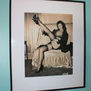 Bettie Page Framed Photo 1980s Irving Claw Collection Professionally Framed Large image 2