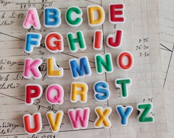 Adornos para zapatos con letras del alfabeto, letras de resina de PVC
