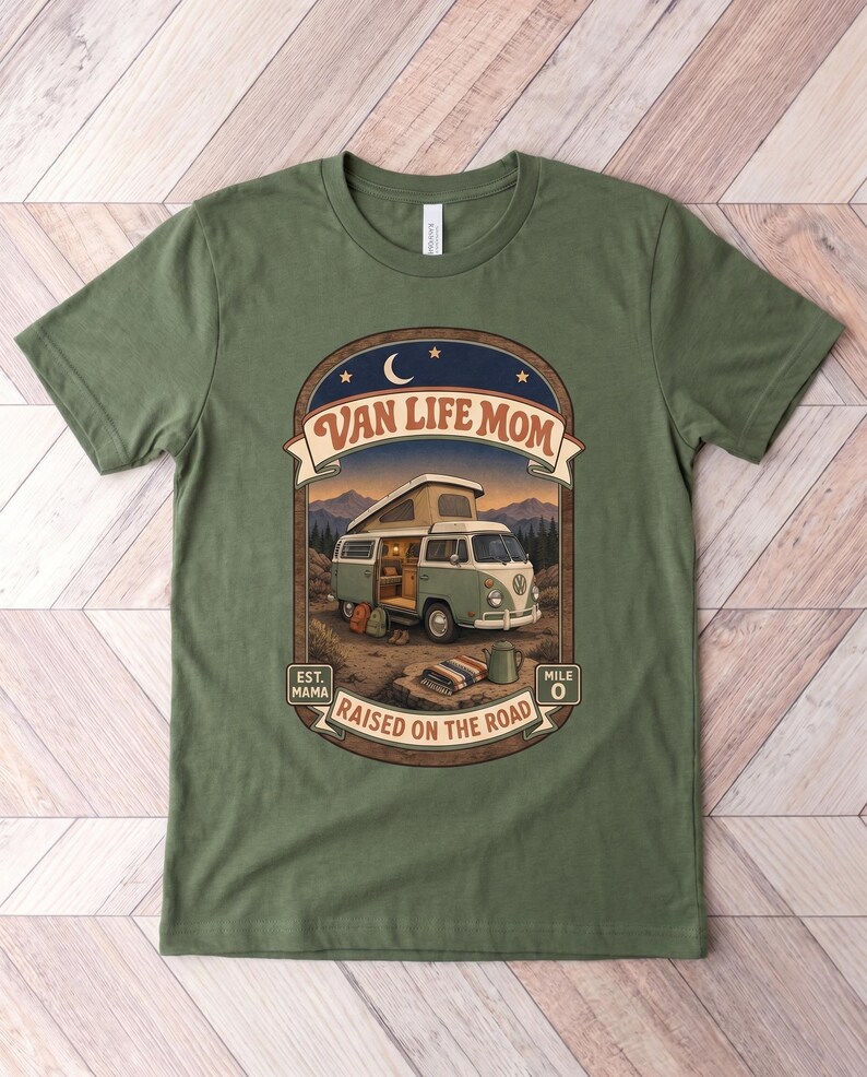 Maglietta "Van Life Mom", regalo ideale per mamme che viaggiano in camper o in stile road school, perfetta per famiglie nomadi. immagine 11