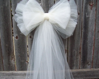 Tulle Pew Bow, OVER 30 COLORS, Church Pew, Tulle Bow, CUSTOM Brooch, Quinceanera Decorations, Formal Wedding, Aisle Decor, Communion