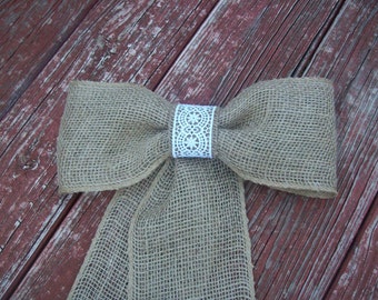 Burlap and Lace Pew Bow, Cottage Chic, Country Wedding Decor, Rustic Pew Bow, Burlap Wedding Decor, FREE SHIPPING