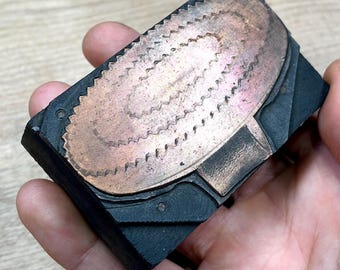 Curry HORSE COMB Oval Leather Metal Equestrian Grooming Brush Equipment, Vintage Copperplate Letterpress Printing Plate antique advertisting