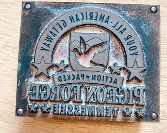 PIGEON FORGE TENNESSEE Vintage Letterpress Printer Block, Knoxville Tennessee, engraved metal vintage tourism, All-American Get Away