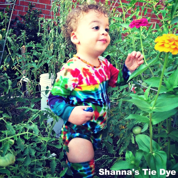 Rainbow Tie Dye Bodysuit and Organic Cotton Leg warmers Baby Shower Gift Rainbow Baby