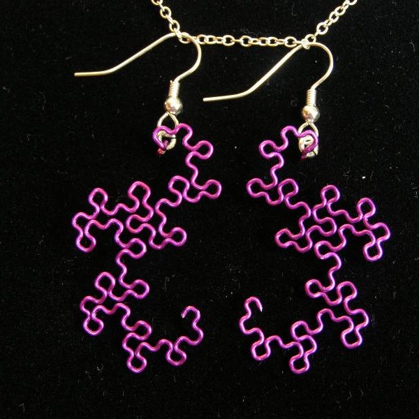 Fractal Earrings - Dragon Curve Jewelry in Purple / Amethyst