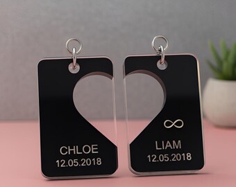 Juego de llaveros personalizados para pareja / Llaveros de corazón personalizados / Regalo de aniversario para pareja / Regalo de San Valentín / Llavero a juego con nombres