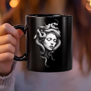 Medusahuvud svart mugg | Mytologi ormkonstverk