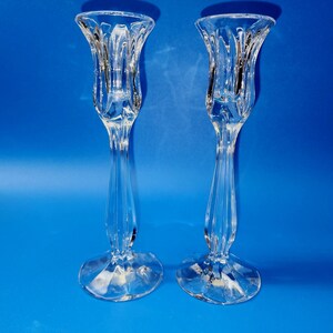 Coppia di candelabri conici in cristallo Gorham Althea da 20 cm (8 pollici) a luce singola